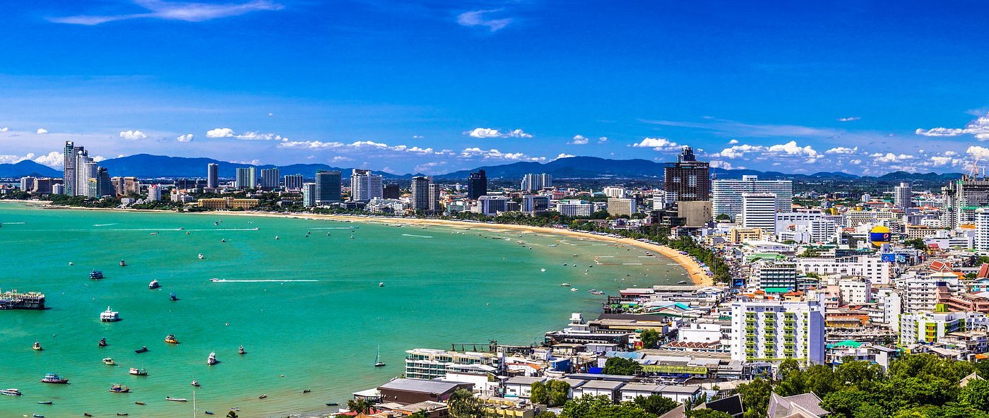 pattaya beach skyline