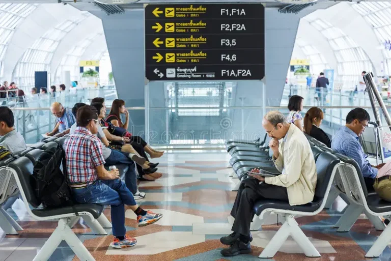 people-waiting-airport-samutprakarn-thailand-suvarnabhumi